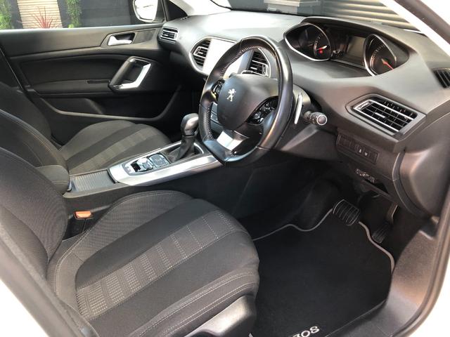 ３０８ ＳＷ　アリュール　ブルーＨＤｉ　走行４．８万・１オーナー・禁煙・カギ２本・スマートキー・記録簿７枚・取説・ＥＴＣ・Ｂカメラ・クリアランスソナー・ダブルエアコン・ＡＵＸ接続・電動パノラマルーフ・フロントフォグランプ・プライバシーガラス（15枚目）