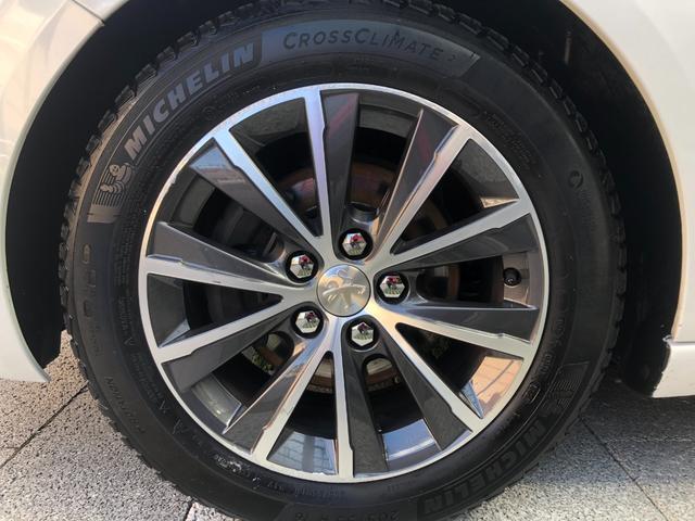３０８ ＳＷ　アリュール　ブルーＨＤｉ　走行４．８万・１オーナー・禁煙・カギ２本・スマートキー・記録簿７枚・取説・ＥＴＣ・Ｂカメラ・クリアランスソナー・ダブルエアコン・ＡＵＸ接続・電動パノラマルーフ・フロントフォグランプ・プライバシーガラス（74枚目）