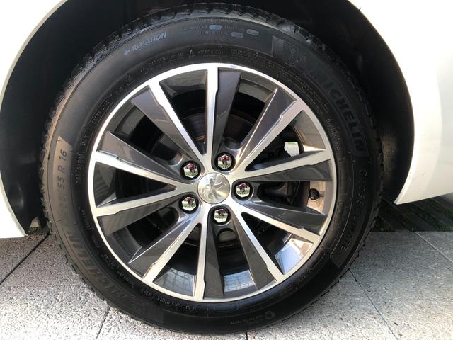 ３０８ ＳＷ　アリュール　ブルーＨＤｉ　走行４．８万・１オーナー・禁煙・カギ２本・スマートキー・記録簿７枚・取説・ＥＴＣ・Ｂカメラ・クリアランスソナー・ダブルエアコン・ＡＵＸ接続・電動パノラマルーフ・フロントフォグランプ・プライバシーガラス（76枚目）