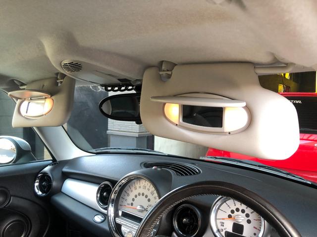 ＭＩＮＩ クーパー　クラブマン　６速ＭＴ・禁煙・ＥＴＣ・ＡＵＸ・ＣＤ・ラジオ・電動格納ミラー・純正１５インチ・プライバシーガラスリア３面・キセノン・ヘッドライトウォッシャー・プッシュスタート・１．６リッター４気筒　直噴ＮＡエンジン（24枚目）