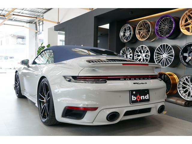 ９１１ ９１１ターボＳ　カブリオレ　スポーツデザインパッケージ（6枚目）