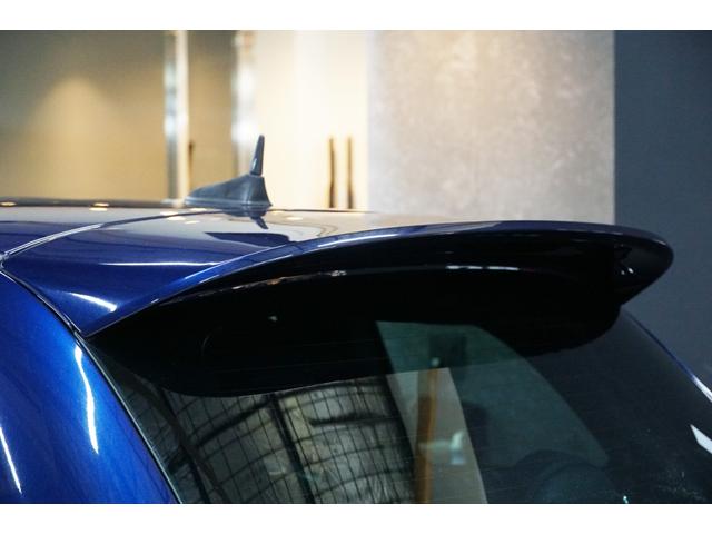 アバルト695 リヴァーレ ベースグレード 社外ナビ・TV/バックカメラ/専用カラー/専用インテリアトリム/アクラポ/17インチAW(10枚目)