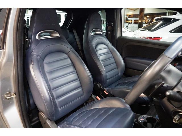 アバルト695 リヴァーレ ベースグレード 社外ナビ・TV/バックカメラ/専用カラー/専用インテリアトリム/アクラポ/17インチAW(13枚目)