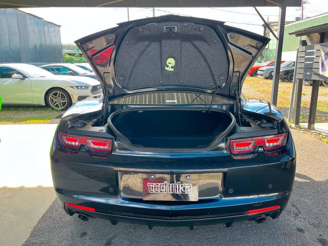 シボレーカマロ LT RS カマロ生誕45周年記念限定車 正規ディーラー車 2012モデル中期LEDテール(13枚目)