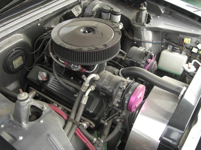 シボレーノーバ 350エンジン 4速オートマ エアコン チルトステアリング 4輪ディスクブレーキ フォード9デフ(8枚目)