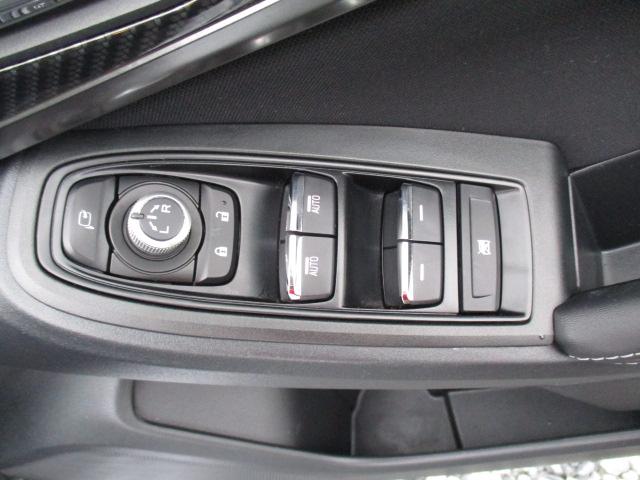 お問合せは『0078−6047−8203』までお気軽にお問合せ下さい!当店、カード決済に対応しております。ポイントも貯まってお得ですよ♪対応可能なカードは担当にお問い合わせください。