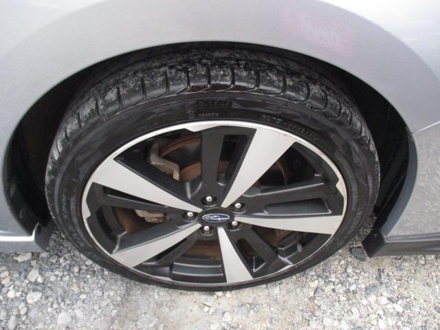 ご来店前にお電話頂けましたら、到着までのお時間、車両の取り置きをしてお待ちさせて頂きます。お気軽にお申し付け下さい。