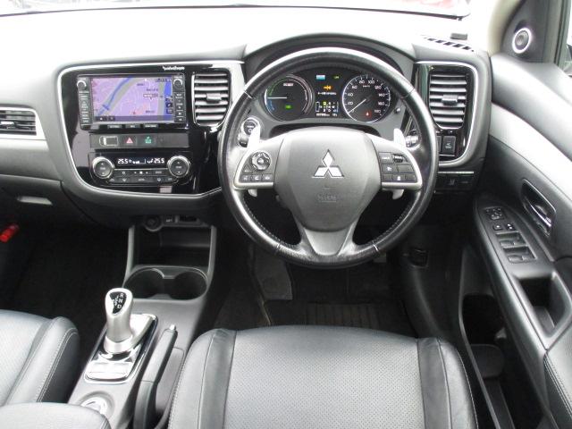 MITSUBISHI OUTLANDER PHEV G PREMIUM PACKAGE