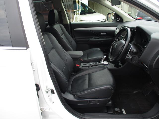 MITSUBISHI OUTLANDER PHEV G PREMIUM PACKAGE