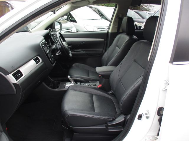 MITSUBISHI OUTLANDER PHEV G PREMIUM PACKAGE