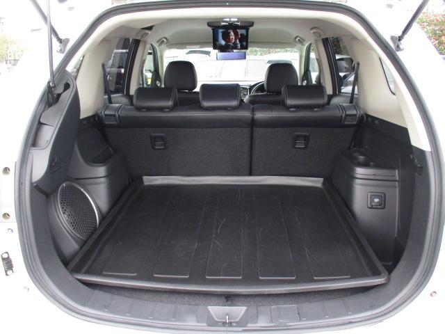 MITSUBISHI OUTLANDER PHEV G PREMIUM PACKAGE