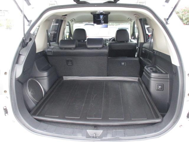 MITSUBISHI OUTLANDER PHEV G PREMIUM PACKAGE