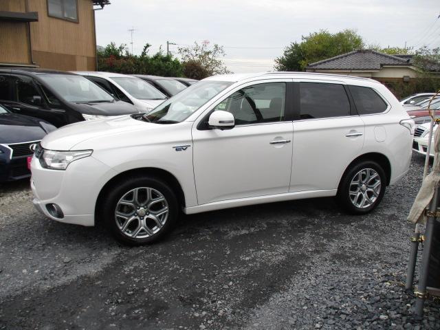 MITSUBISHI OUTLANDER PHEV G PREMIUM PACKAGE