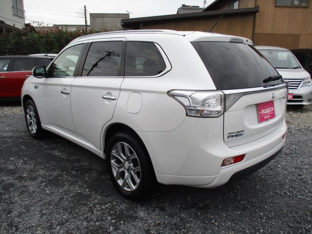 MITSUBISHI OUTLANDER PHEV G PREMIUM PACKAGE