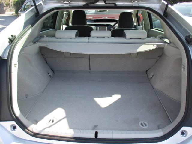 プリウス S LEDエディション 特別仕様車 SDナビ 地デジ CD バックカメラ スマートキー プッシュスタート ETC 純正15アルミ LEDライト フォグ ウインカー付きミラー オートエアコン ドアバイザー プライバシーガラス(7枚目)