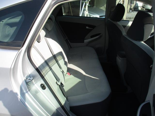 プリウス S LEDエディション 特別仕様車 SDナビ 地デジ CD バックカメラ スマートキー プッシュスタート ETC 純正15アルミ LEDライト フォグ ウインカー付きミラー オートエアコン ドアバイザー プライバシーガラス(11枚目)