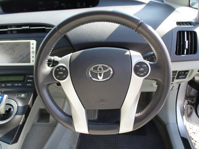 プリウス S LEDエディション 特別仕様車 SDナビ 地デジ CD バックカメラ スマートキー プッシュスタート ETC 純正15アルミ LEDライト フォグ ウインカー付きミラー オートエアコン ドアバイザー プライバシーガラス(12枚目)