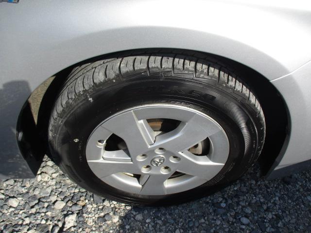 プリウス S LEDエディション 特別仕様車 SDナビ 地デジ CD バックカメラ スマートキー プッシュスタート ETC 純正15アルミ LEDライト フォグ ウインカー付きミラー オートエアコン ドアバイザー プライバシーガラス(34枚目)