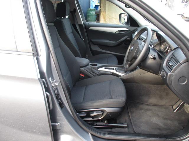 X1 sDrive 18i 車検R8年9月 走行6.9万キロ ドライブレコーダー バックカメラ CD スマートキー プッシュスタート ミラー一体型ETC HIDライト フォグ オートライト マニュアルモード 純正17アルミ(4枚目)