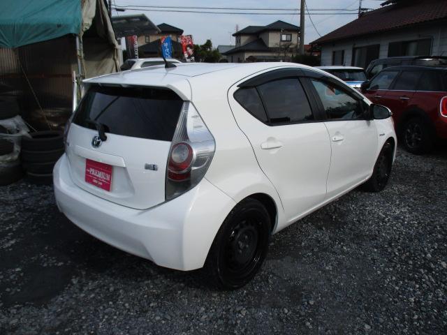 アクア Ｓ　１年間走行無制限保証付　純正ＳＤナビ　地デジ　ＢＴオーディオ　ＣＤ　ＡＵＸ　バックカメラ　シートヒーター　オートエアコン　スマートキー　プッシュスタート　ＥＴＣ　オートライト　リアスポイラー（31枚目）