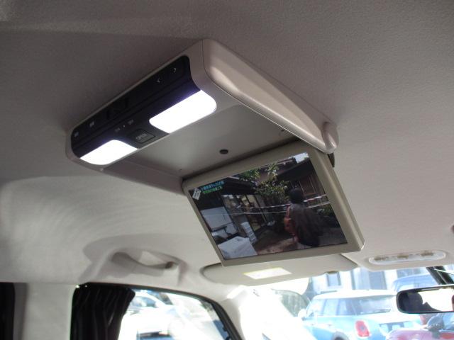 セレナ ライダー　ブラックライン　Ｓ－ハイブリッド　１年走行無制限保証付　特別仕様車　両側自動ドア　純正ＳＤナビ　フルセグ　ＢＴオーディオ　Ｂカメラ　左サイドカメラ　後席モニター　スマキー　ＥＴＣ　ドラレコ　社外１５ＡＷ　ＨＩＤライト　フォグ　リアスポ（16枚目）