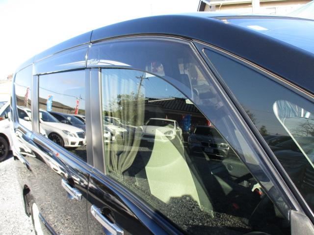 セレナ ライダー　ブラックライン　Ｓ－ハイブリッド　１年走行無制限保証付　特別仕様車　両側自動ドア　純正ＳＤナビ　フルセグ　ＢＴオーディオ　Ｂカメラ　左サイドカメラ　後席モニター　スマキー　ＥＴＣ　ドラレコ　社外１５ＡＷ　ＨＩＤライト　フォグ　リアスポ（37枚目）