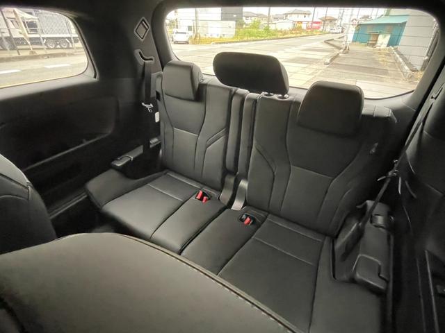 アルファードハイブリッド Z 登録済未使用車 デジタルインナーミラー 13.2型有機EL後席ディスプレイ 左右独立ムーンルーフ 電動シェード(12枚目)