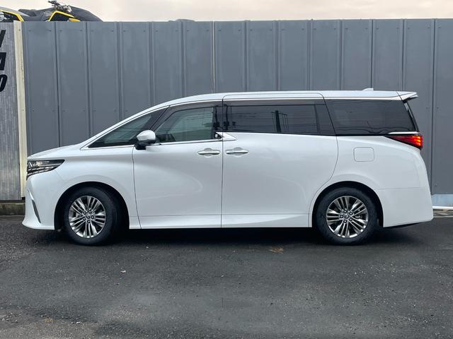 アルファード Ｚ　登録済未使用車　ＪＢＬプレミアムサウンドシステム　左右独立ムーンルーフ　１４インチ後席ディスプレイ　カラーへッドアップディスプレイ　デジタルインナーミラー（7枚目）