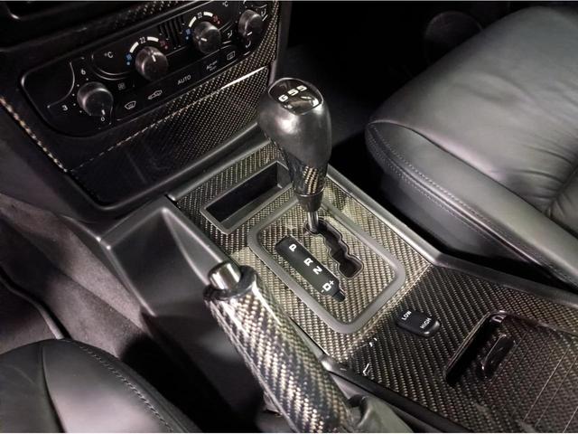 G55 AMGロング デジーノレザー BRABUSバンパー BRABUSグリル ARTデュアルヘッドライト ARTオーバーフェンダー 背面タイヤレススムージング カーボンステアリング マッキントッシュアンプ(46枚目)