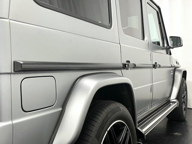 Ｇクラス Ｇ６３　デジーノエクスクルーシブパッケージ　アップルカープレイ／アンドロイドオート対応後期８インチモニター　有償オプションマットペイント　レッド／ブラックエクスクルーシブインテリア　オプションサイドカメラ（31枚目）