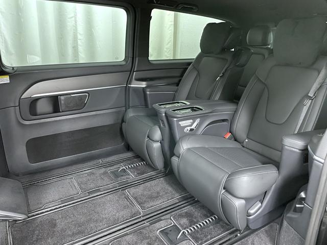 MERCEDES BENZ V-CLASS V220D AVANTGARDE EXTRA LONG AMG LINE PACKAGE