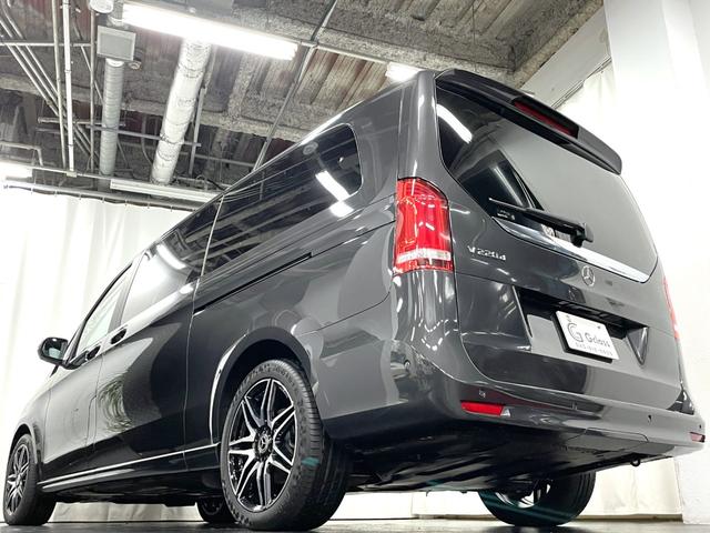 MERCEDES BENZ V-CLASS V220D AVANTGARDE EXTRA LONG AMG LINE PACKAGE