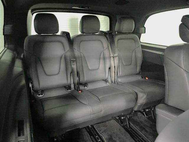 MERCEDES BENZ V-CLASS V220D AVANTGARDE EXTRA LONG AMG LINE PACKAGE