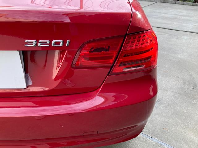 ３シリーズ ３２０ｉ　最終モデル　ディーラー車　禁煙車　ＥＴＣ　バックカメラ　取扱説明書　記録簿（39枚目）