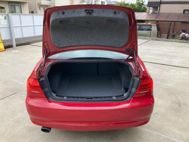 ３シリーズ ３２０ｉ　最終モデル　ディーラー車　禁煙車　ＥＴＣ　バックカメラ　取扱説明書　記録簿（42枚目）