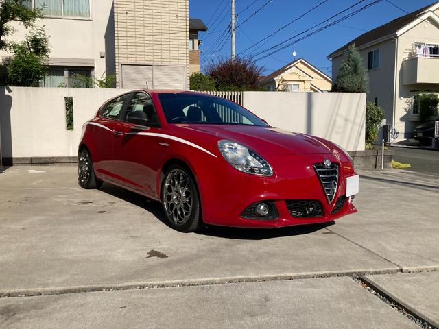 ジュリエッタ ケン オクヤマ スペチアーレ ロッサ ディーラー車 禁煙車 限定車 パドルシフト 前後センサー Bluetooth 18インチ専用ホイール ETC 取扱説明書 スペアキー スペアタイヤ(7枚目)