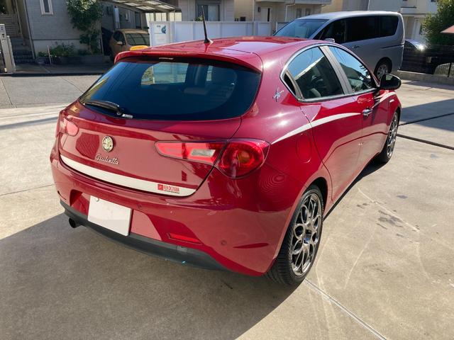 ジュリエッタ ケン オクヤマ スペチアーレ ロッサ ディーラー車 禁煙車 限定車 パドルシフト 前後センサー Bluetooth 18インチ専用ホイール ETC 取扱説明書 スペアキー スペアタイヤ(9枚目)