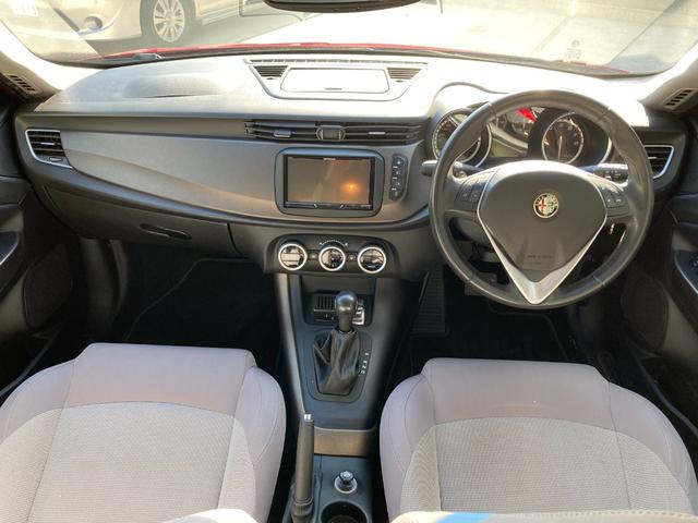 ジュリエッタ ケン オクヤマ スペチアーレ ロッサ ディーラー車 禁煙車 限定車 パドルシフト 前後センサー Bluetooth 18インチ専用ホイール ETC 取扱説明書 スペアキー スペアタイヤ(12枚目)