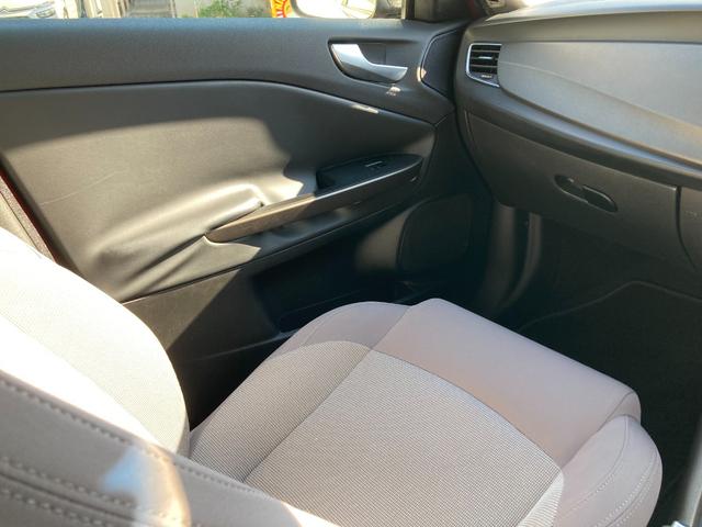 ジュリエッタ ケン オクヤマ スペチアーレ ロッサ ディーラー車 禁煙車 限定車 パドルシフト 前後センサー Bluetooth 18インチ専用ホイール ETC 取扱説明書 スペアキー スペアタイヤ(24枚目)