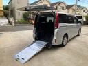 ノア  福祉車両 手動スロープ 車椅子1台 ディーラー車 禁煙車 8人乗り ETC ナビ バックカメラ スペアキー 取扱説明書 記録簿 中古車画像_2