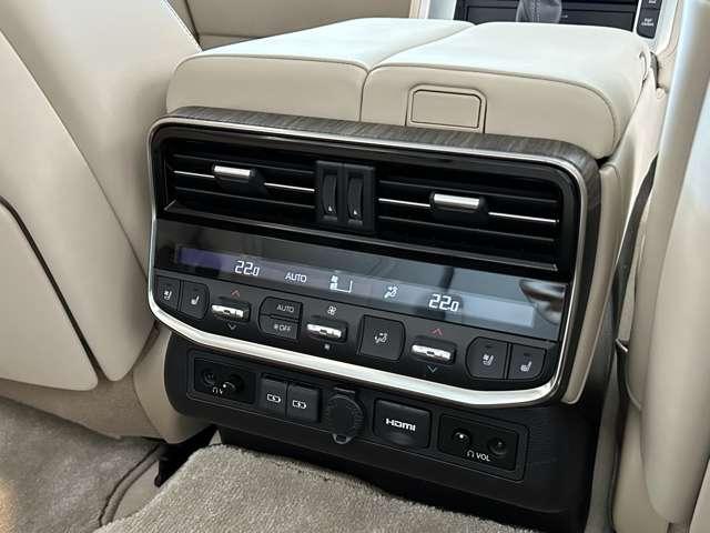 ランドクルーザー ZX 4WD モデリスタエアロ モリデスタ21インチアルミ マフラーカッター メーカーナビTV 360°カメラ リアエンターテイメント JBLプレミアムサウンド COOLボックス トヨタセーフティーセンス(18枚目)