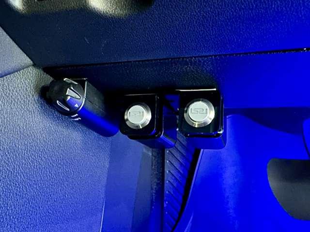 アルファード Z フルモデリスタエアロ レイヤード4chサウンド&ウーハー RS-Rハーフローダウン 19インチ純正アルミ IGLAセキュリティー 社外イージークロズドドア(33枚目)