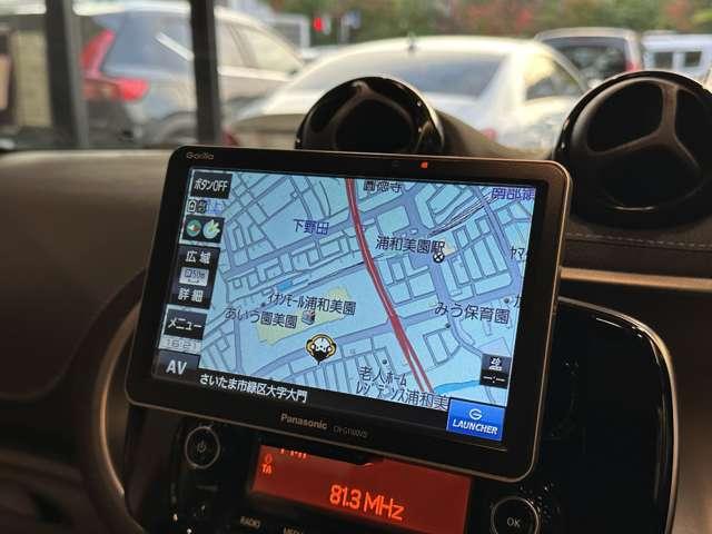 スマートフォーフォー BRABUS エクスクルーシブ レッド リミテッド ツイナミック 障害物センサー ナビ バックカメラ 横滑り防止装置 盗難防止装置 過給器設定モデル ミュージックプレイヤー接続可 ETC ドライブレコーダー 本革シート シートヒーター ガラスルーフ(9枚目)