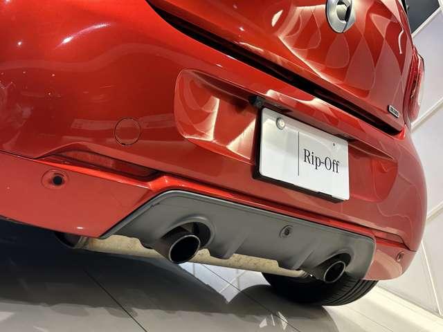 スマートフォーフォー BRABUS エクスクルーシブ レッド リミテッド ツイナミック 障害物センサー ナビ バックカメラ 横滑り防止装置 盗難防止装置 過給器設定モデル ミュージックプレイヤー接続可 ETC ドライブレコーダー 本革シート シートヒーター ガラスルーフ(22枚目)