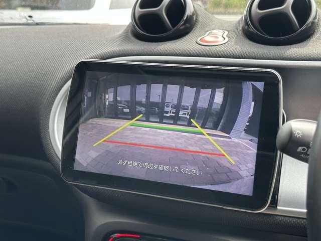 スマートフォーフォー BRABUS スポーツ ツイナミック 9インチナビ シートヒーター クルーズコントロール 衝突被害軽減ブレーキ 障害物センサー 過給器設定モデル ナビ バックカメラ ミュージックプレイヤー接続可 シートヒーター ガラスルーフ(11枚目)