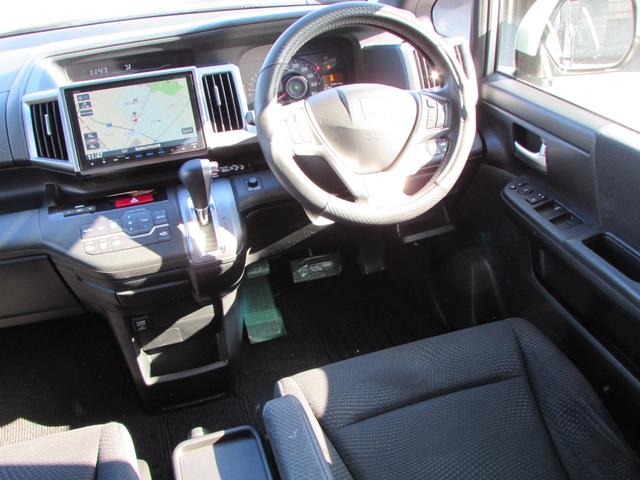 �N�X�i�����Ă����Ԃł����A��͂葀�삵�₷���A�J�b�R�C�C�Ԃ������ł���ˁI