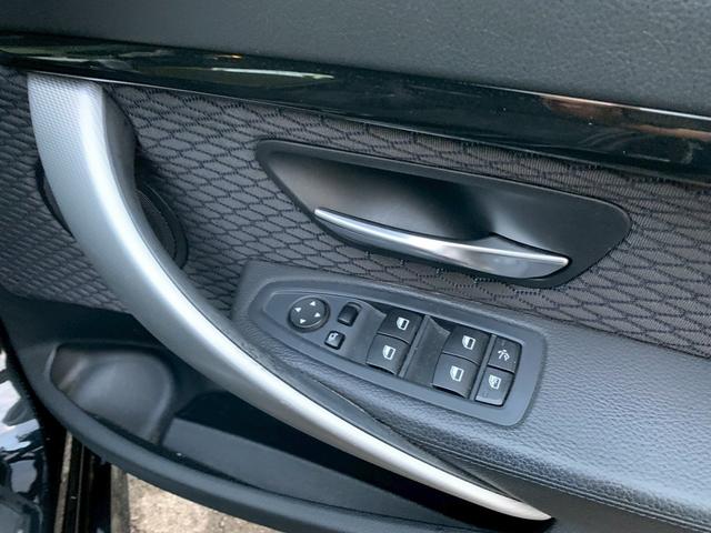 ３シリーズ ３２０ｉグランツーリスモ　Ｍスポーツ　ドライブレコーダー　ＥＴＣ　バックカメラ　ナビ　クリアランスソナー　レーンアシスト　アルミホイール　オートライト　パワーシート　スマートキー　アイドリングストップ　電動格納ミラー　ＣＶＴ　ＥＳＣ　ＣＤ（11枚目）