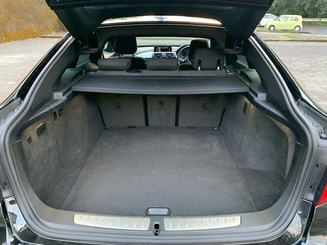 ３シリーズ ３２０ｉグランツーリスモ　Ｍスポーツ　ドライブレコーダー　ＥＴＣ　バックカメラ　ナビ　クリアランスソナー　レーンアシスト　アルミホイール　オートライト　パワーシート　スマートキー　アイドリングストップ　電動格納ミラー　ＣＶＴ　ＥＳＣ　ＣＤ（19枚目）