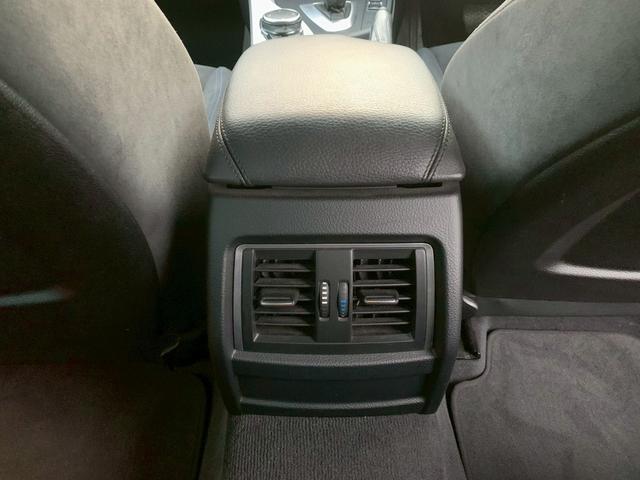 ３シリーズ ３２０ｉグランツーリスモ　Ｍスポーツ　ドライブレコーダー　ＥＴＣ　バックカメラ　ナビ　クリアランスソナー　レーンアシスト　アルミホイール　オートライト　パワーシート　スマートキー　アイドリングストップ　電動格納ミラー　ＣＶＴ　ＥＳＣ　ＣＤ（33枚目）