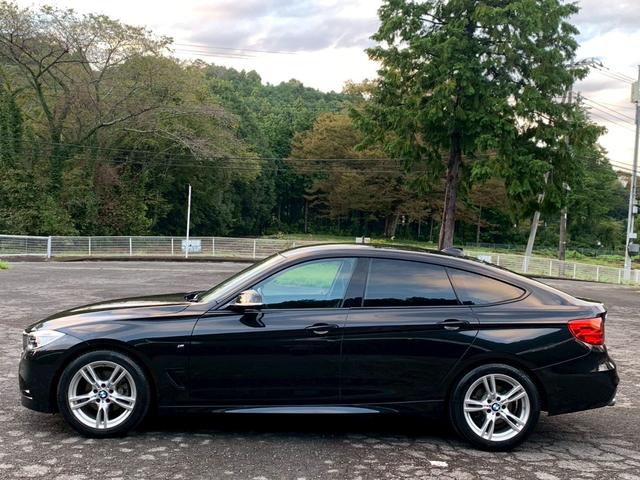 ３シリーズ ３２０ｉグランツーリスモ　Ｍスポーツ　ドライブレコーダー　ＥＴＣ　バックカメラ　ナビ　クリアランスソナー　レーンアシスト　アルミホイール　オートライト　パワーシート　スマートキー　アイドリングストップ　電動格納ミラー　ＣＶＴ　ＥＳＣ　ＣＤ（62枚目）